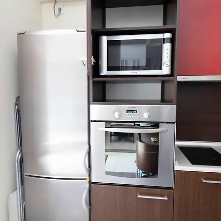 Lägenhet Reina Kamelia Garden