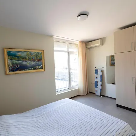 Reina Kamelia Garden Sluneční pobřeží